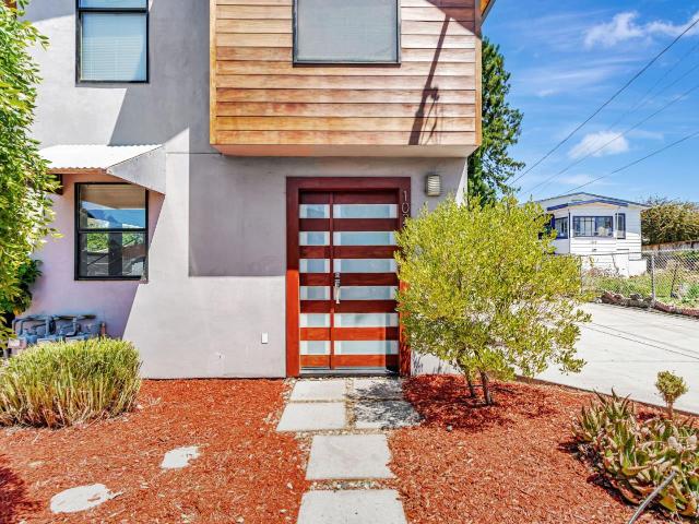 Condo for sale in Emeryville