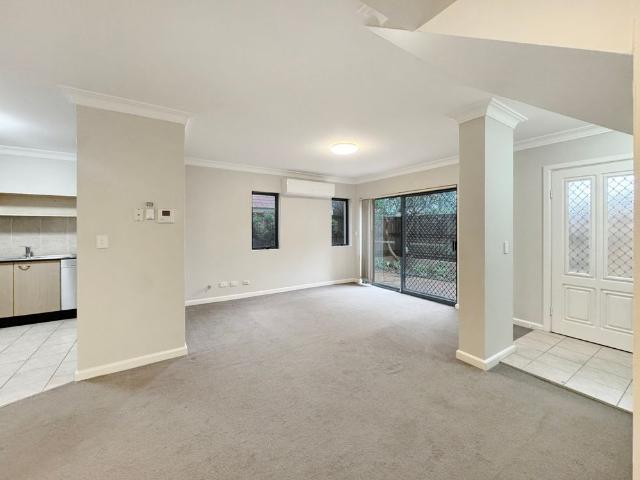 Townhouse for rent in Sydney, New South Wales