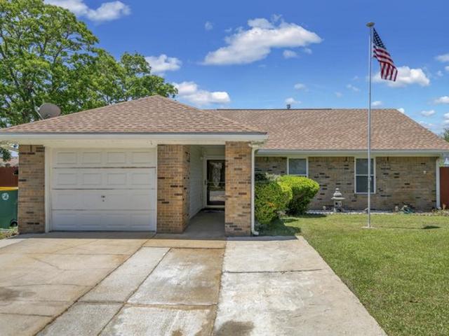 House for sale in Mary Esther, Florida