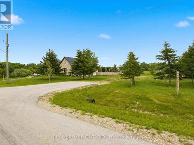 Land for sale in Howick, Ontario