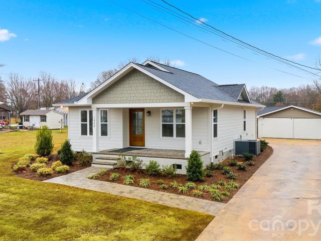 House for sale in Catawba, North Carolina