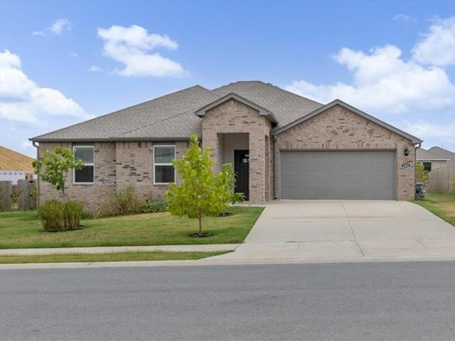 House for sale in Prairie Grove, Washington County