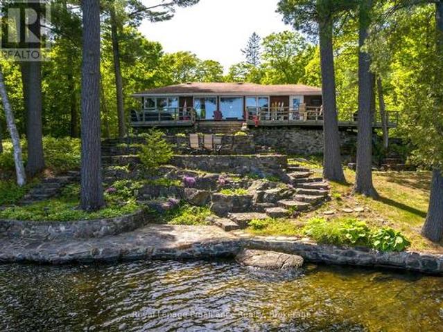 House for sale in North Frontenac, Ontario
