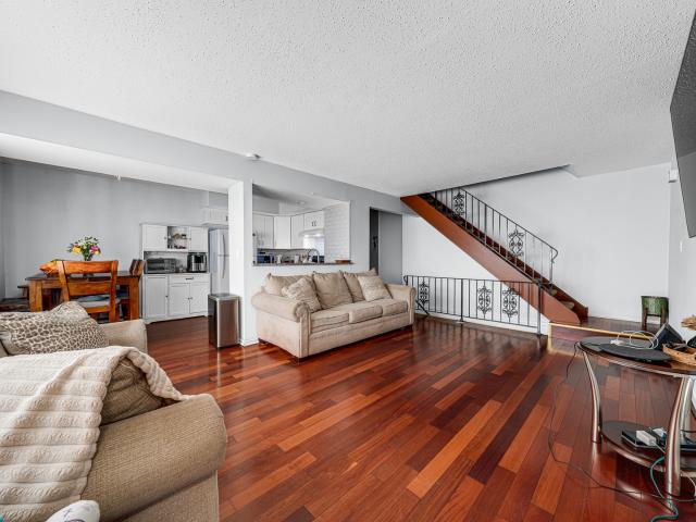 Townhouse for sale in Buffalo Grove, Illinois