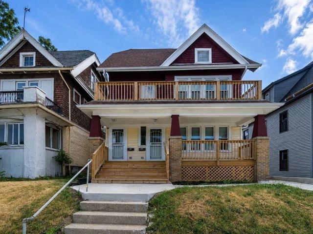 House for sale in Milwaukee, Wisconsin