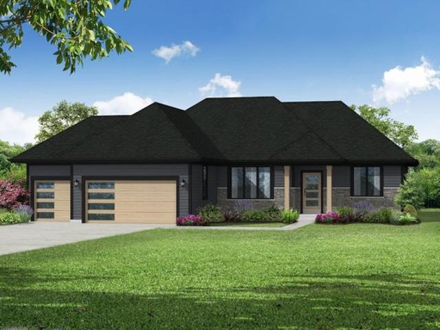 House for sale in Mukwonago, Waukesha County