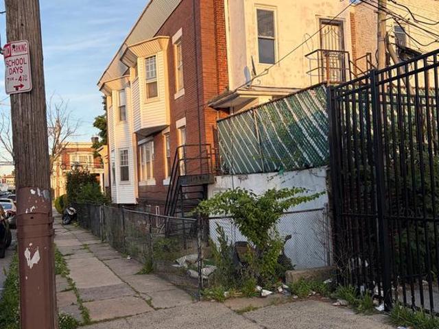 Townhouse for sale in Philadelphia, Pennsylvania