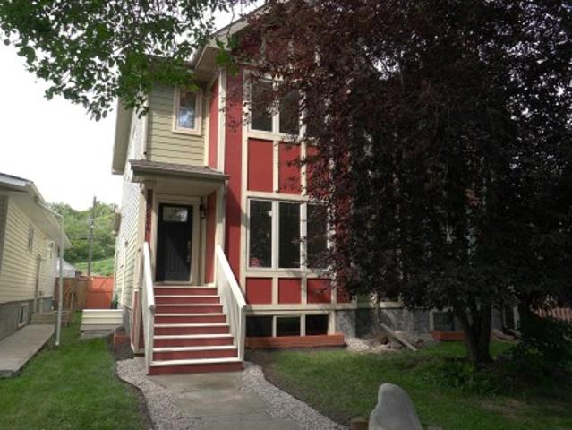 House for sale in Wedgewood, Alberta