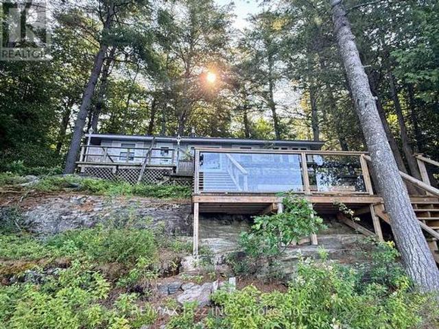 House for sale in Algonquin Highlands, Ontario