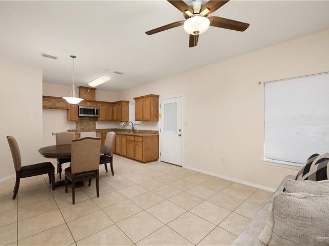 Townhouse for sale in Rio Grande City, Texas