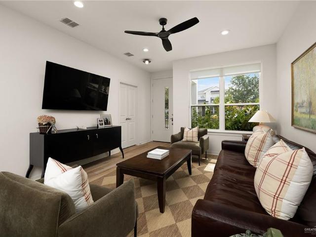 House for sale in Timberhill Villa Number 4 Colonia, McAllen