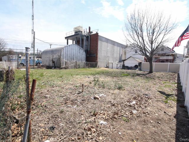 Land for sale in Queens, Arverne