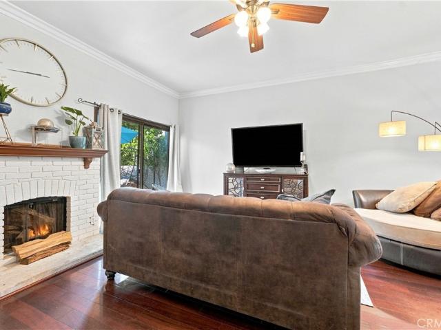 Townhouse for sale in Chatsworth Neighborhood Council District, Canoga Park