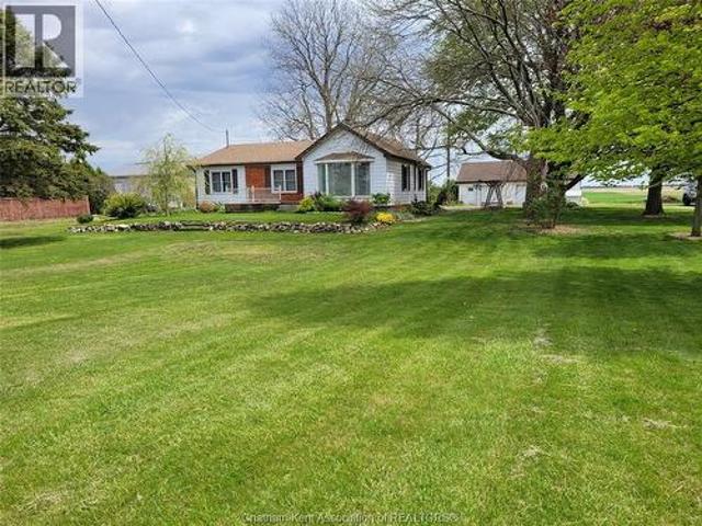 House for sale in Chatham–kent, Ontario
