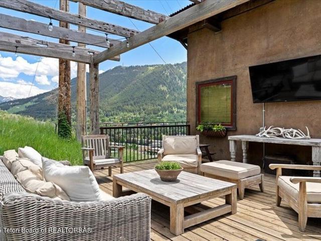 House for sale in Wyoming