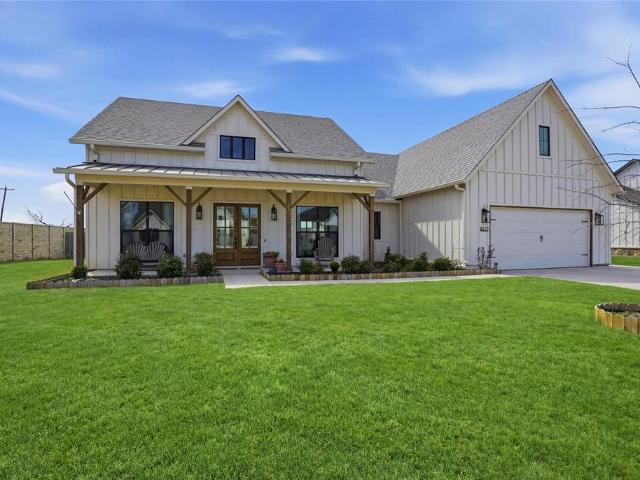 House for sale in Glen Rose, Texas