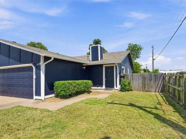 Townhouse for sale in Broken Arrow, Oklahoma