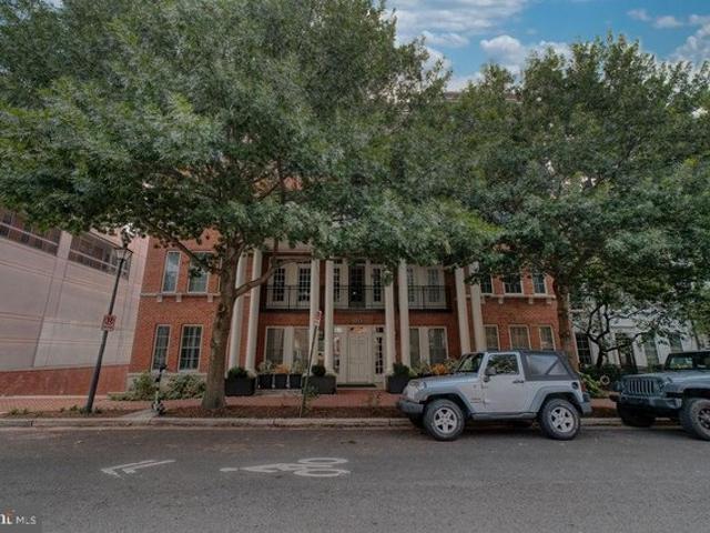 Condo for sale in Virginia
