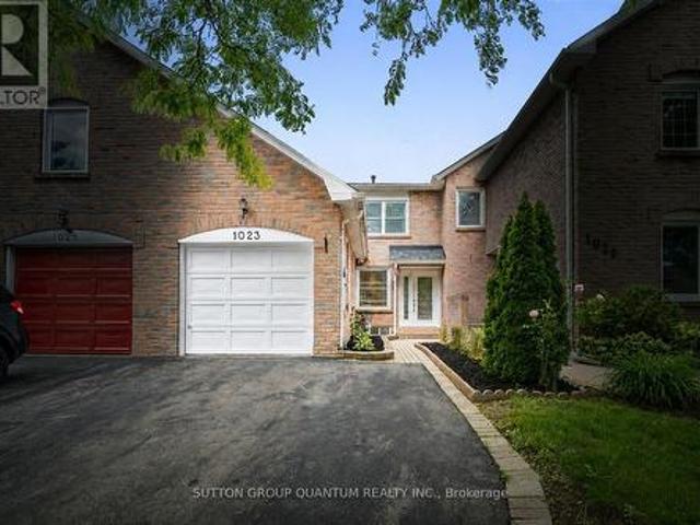 House for sale in Oakville, Ontario