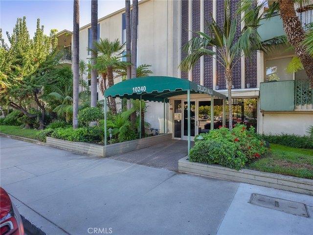 Condo for sale in Toluca Lake, Los Angeles