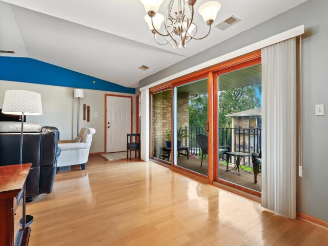 Condo for sale in Chicago Ridge