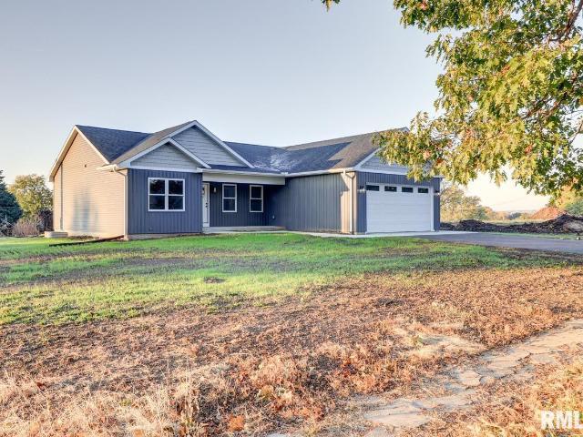 House for sale in Whiteside, Illinois