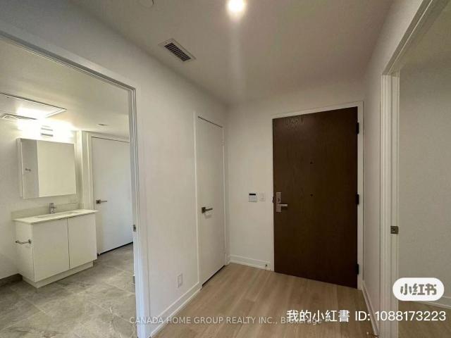 Condo for sale in Toronto, Golden Horseshoe