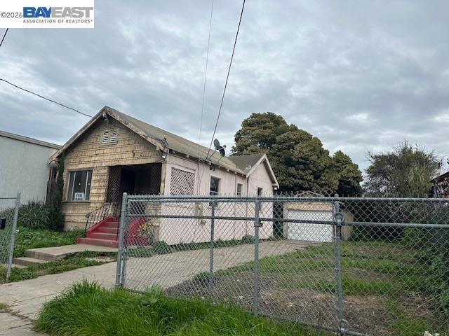 House for sale in Oakland, California