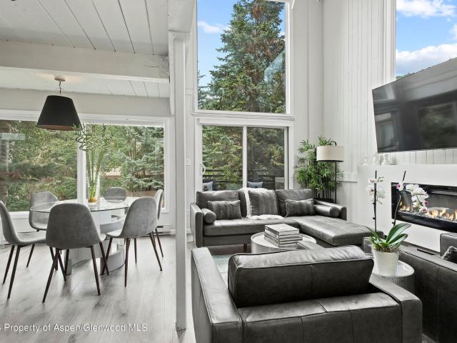 Apartment for sale in Aspen, Colorado