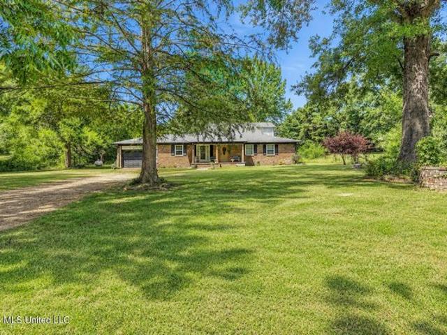 House for sale in Byhalia, Mississippi