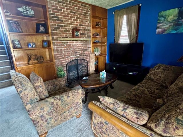 House for sale in East Millsboro, Pennsylvania