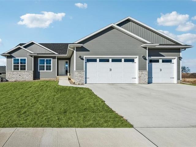 House for sale in Linn, Iowa
