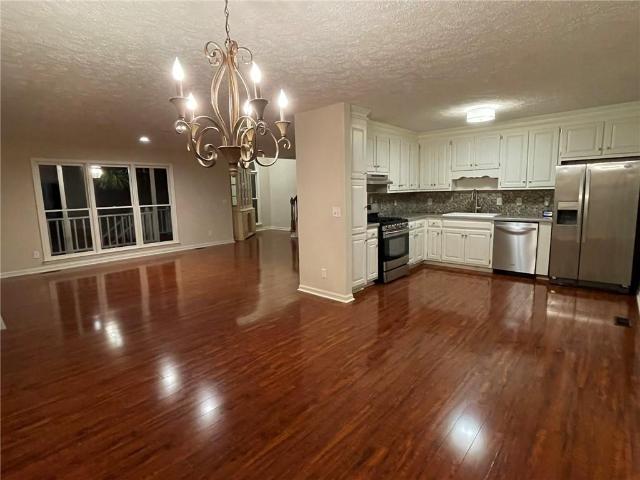 House for sale in Nelson, Georgia