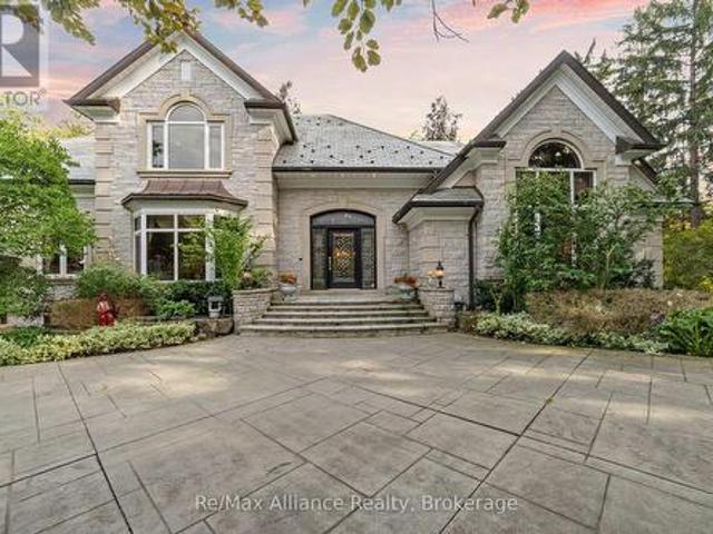 House for sale in Oakville, Ontario