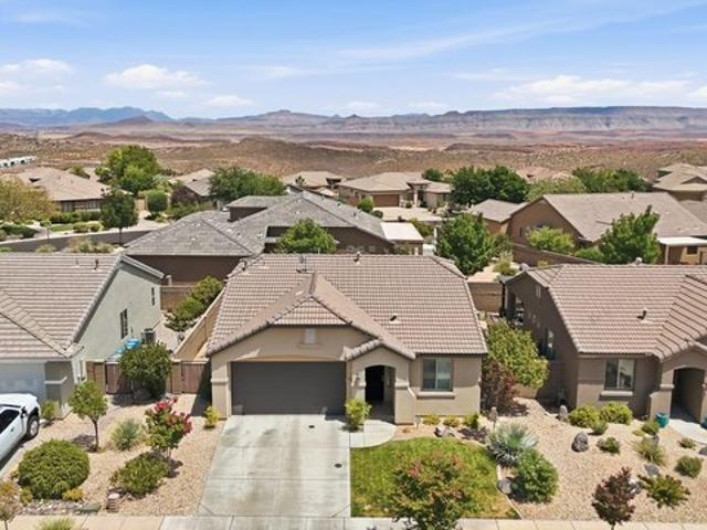 House for sale in Washington, Utah