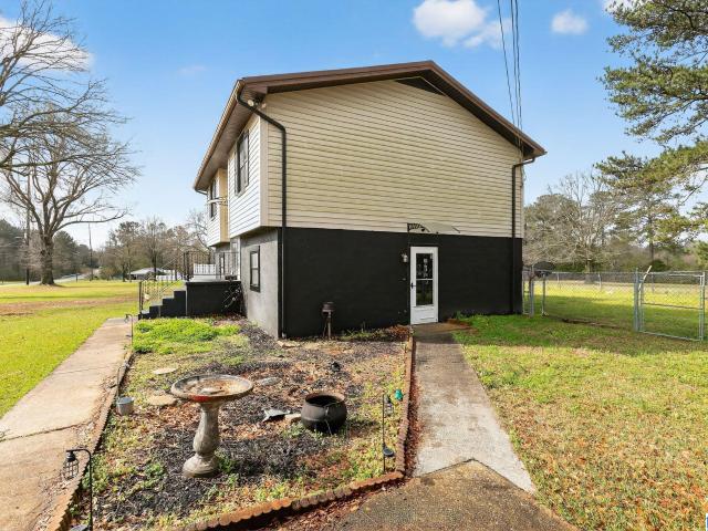 House for sale in Weaver, Alabama