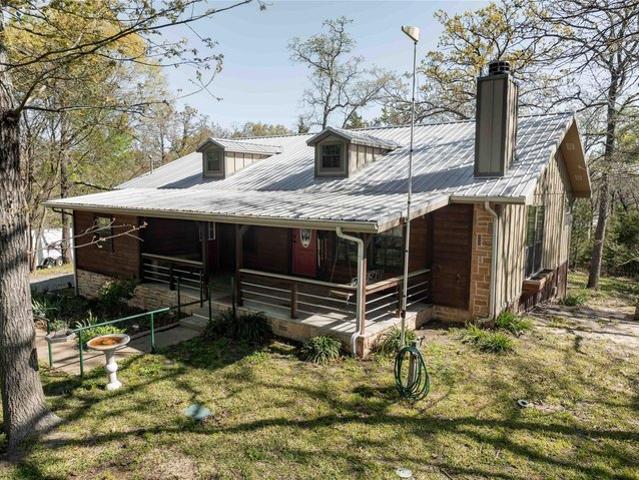 House for sale in Henderson, Texas