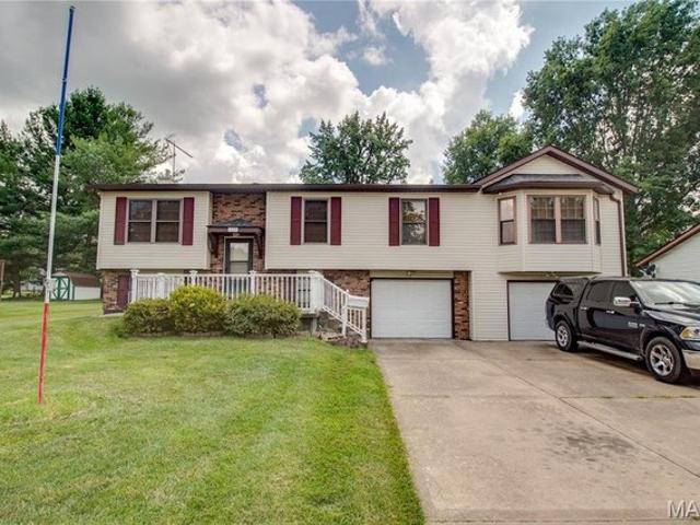 House for sale in Jersey, Illinois