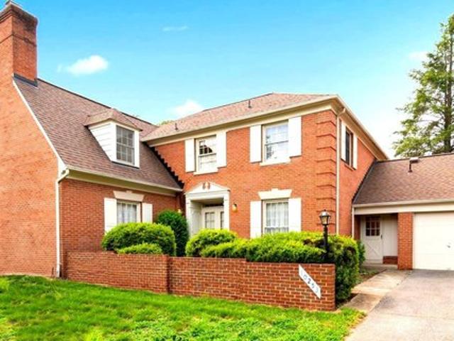 Townhouse for sale in Potomac, Maryland