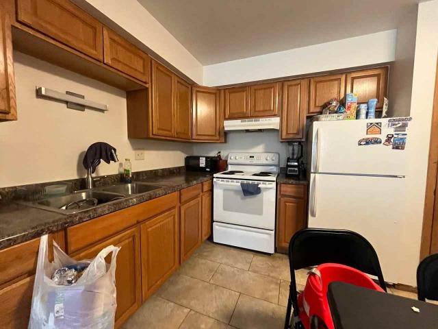 Apartment for rent in Wildwood Estates, West Allis