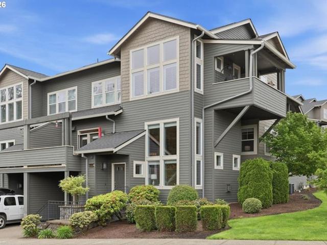 Condo for sale in Oregonia