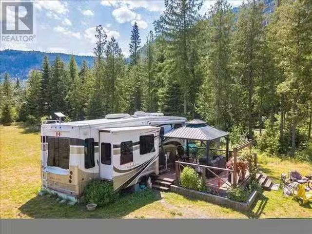 House for sale in Lardeau, British Columbia