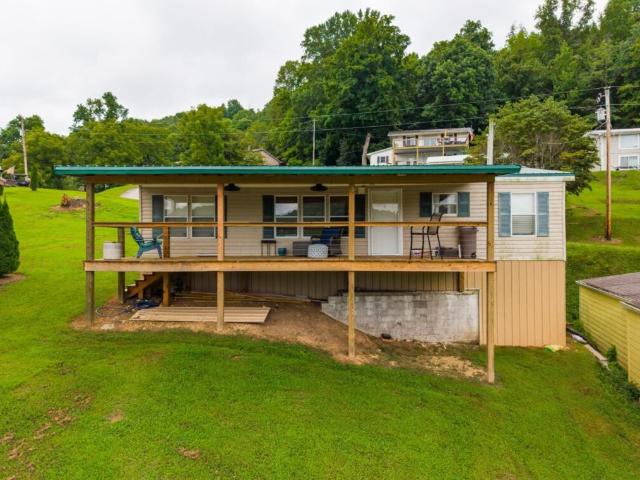 House for sale in Baxter, Middle Tennessee