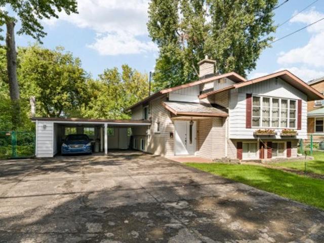 House for sale in Dorval, Quebec