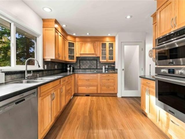House for sale in Quadra, Saanich