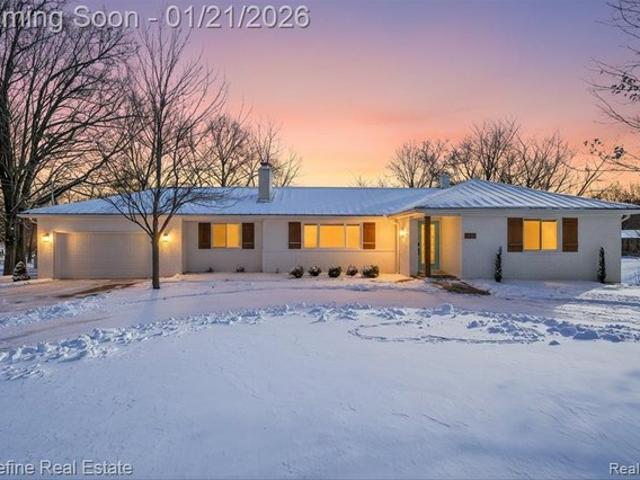 House for sale in Fenton, Michigan