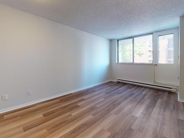Apartment for rent in St. Leonard's, Quebec