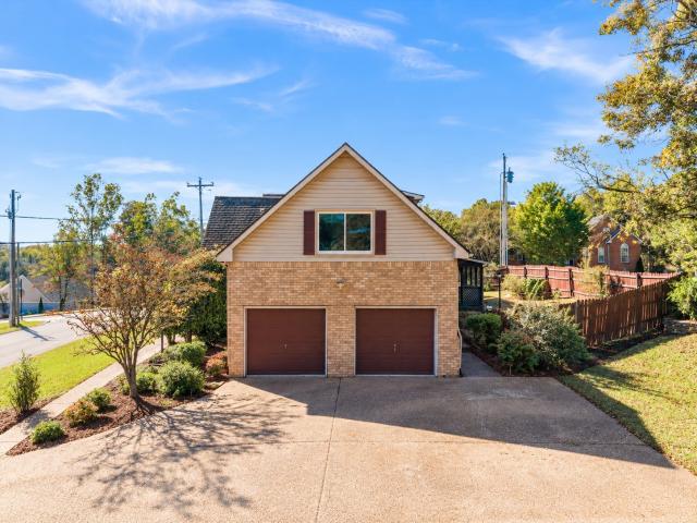 House for sale in Nonaville, Mount Juliet