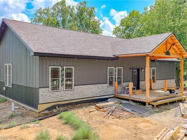 House for sale in Chilhowee, Missouri