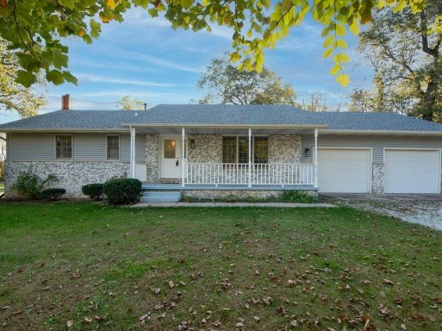 House for sale in De Motte, Jasper County
